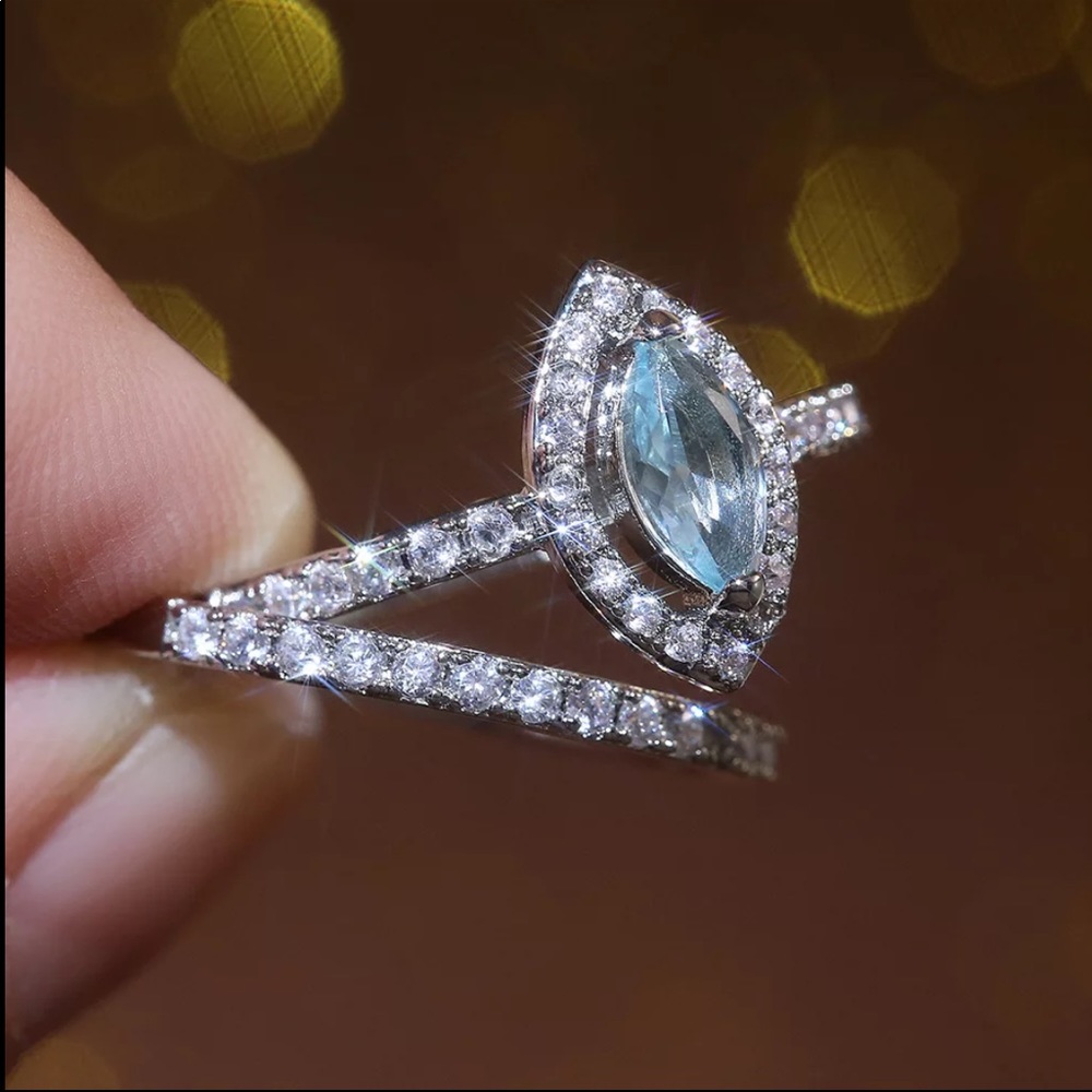 New Marquise Cut Women’s 925 Silver Ring - Picture 3 of 6